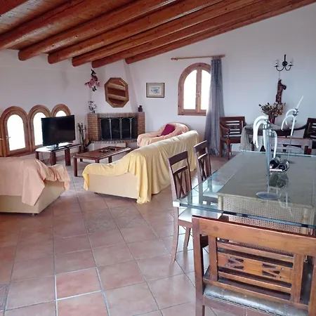 Palazzo Con Vista * Evropouloi